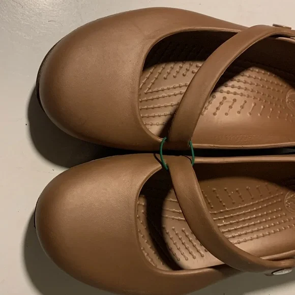 Crocs Womens US Size 6 Alice Brown Round Toe Slip On Flat Mary Jane Shoes - Picture 2 of 8